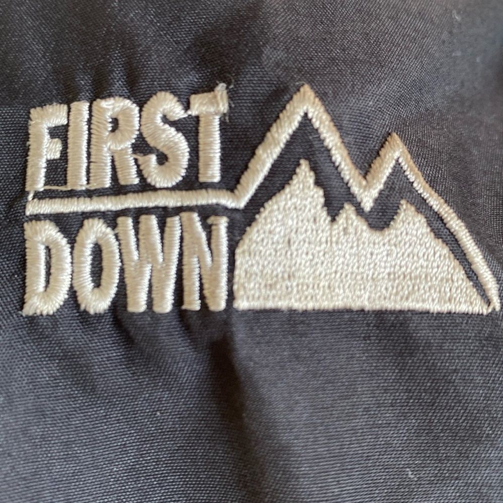 First Down Mountain Jacket Zip Up Windbreaker Hig… - image 3